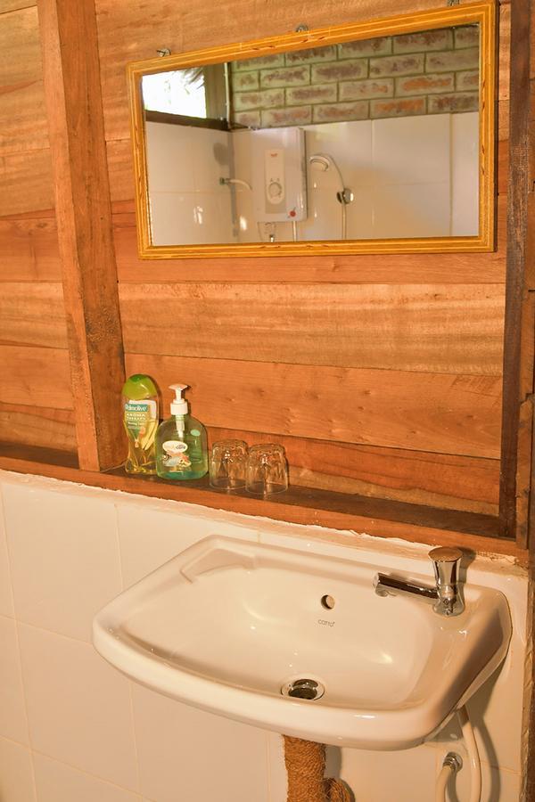 Kipling'S Bay Guest House Ngapali Bagian luar foto